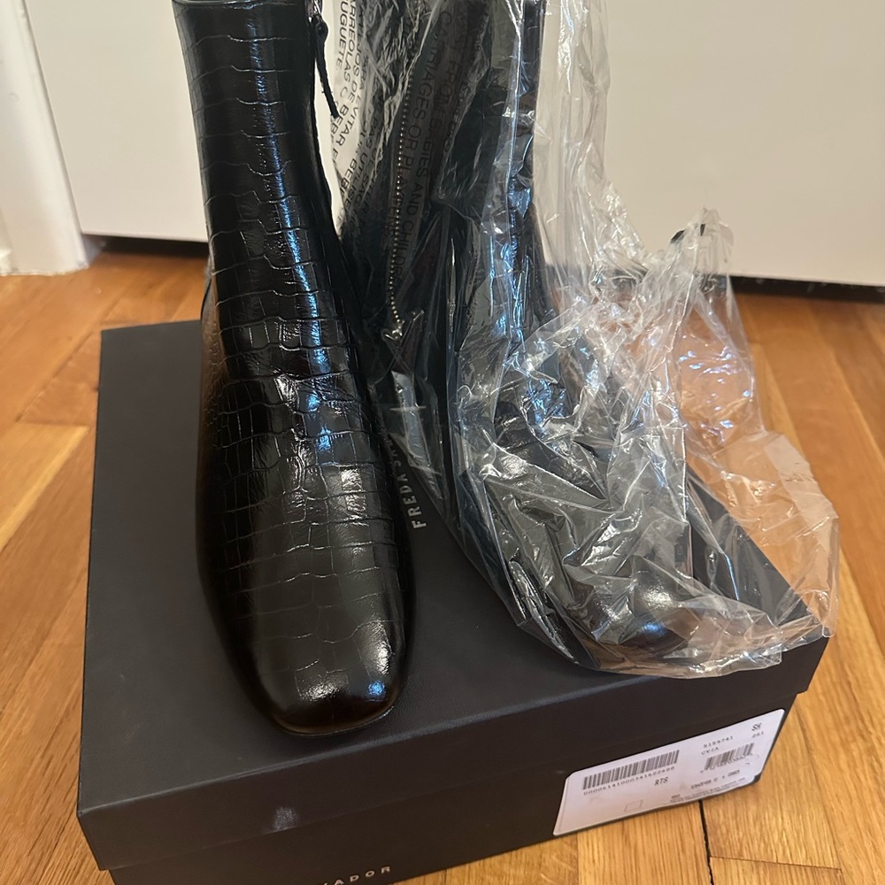 Freda Salvador Black Ankle Boots